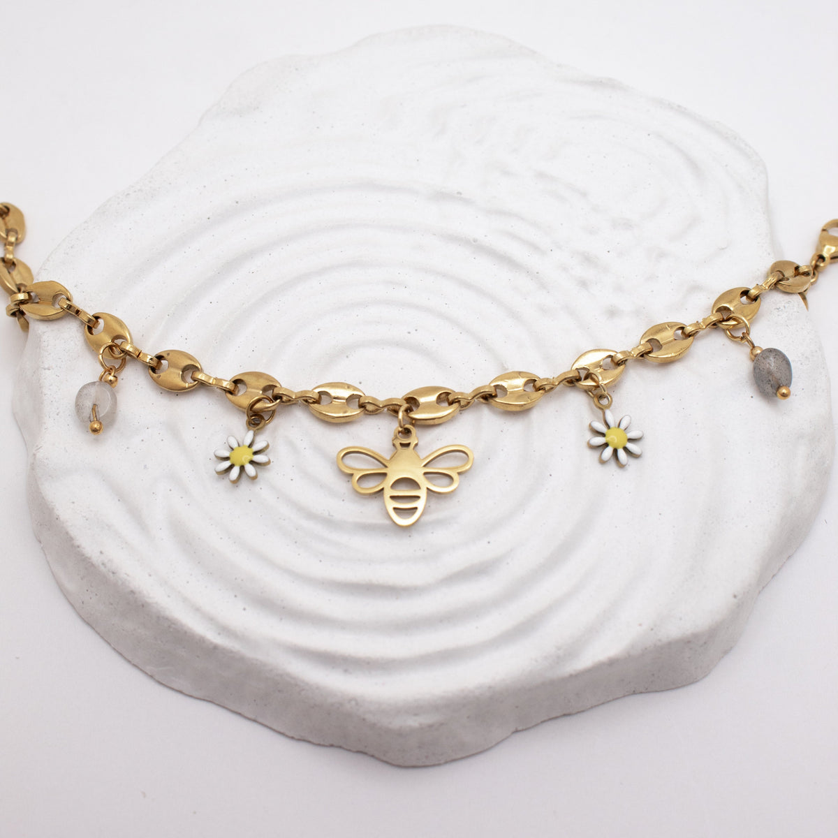 Bee Blossom Bracelet💧✅