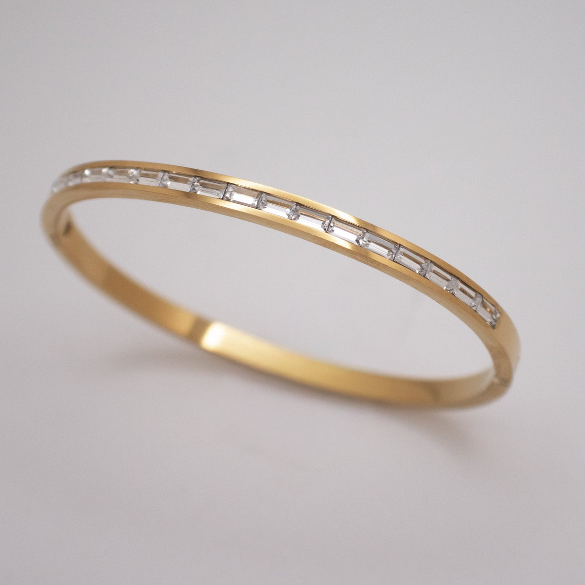 Blush Spark Bangle💧✅
