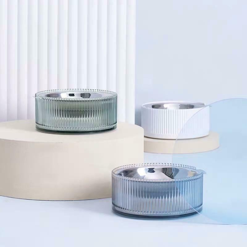 Contemporary Stainless Steel Pet Bowl in Blue