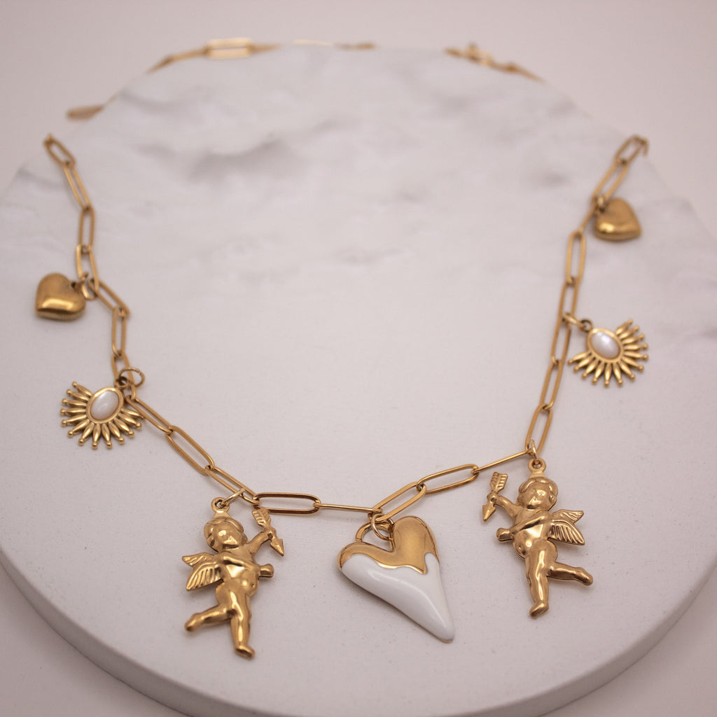 Golden Amour Necklace 💧✅