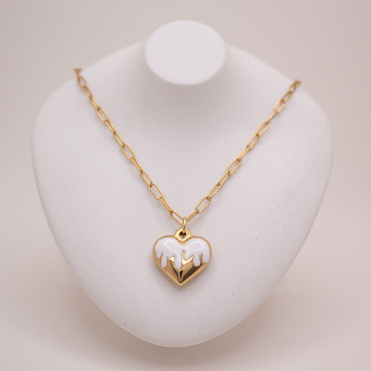 Milky Heart Necklace