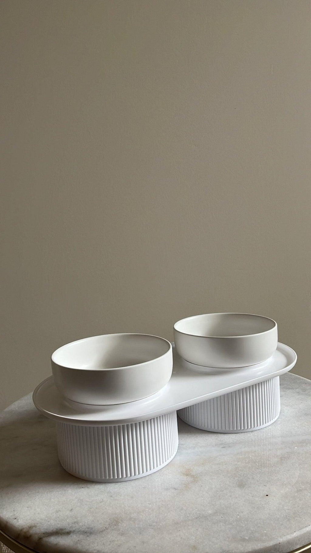HOPD Ribbed Ceramic Double Pet Bowl 3pc Set - White