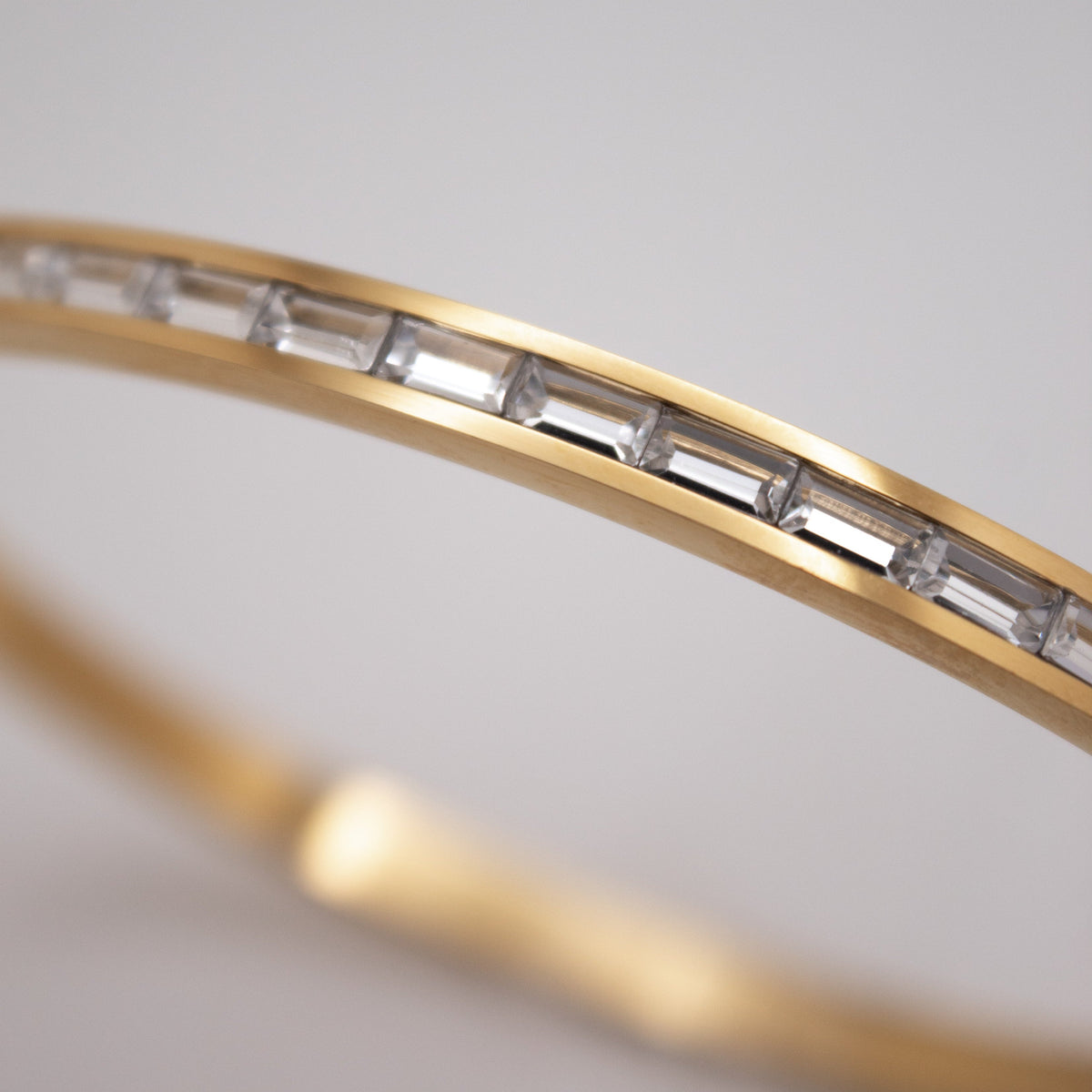 Blush Spark Bangle💧✅