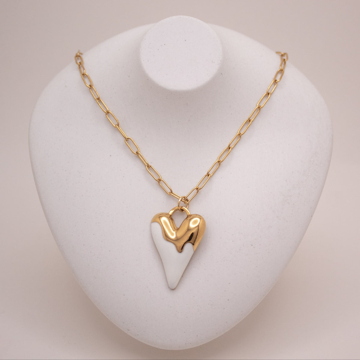 Vanilla Heart Necklace💧✅